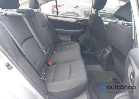 2015 Subaru Legacy 2.5I Premium из США, поврежденный, VIN 4S3BNAF62F3054628